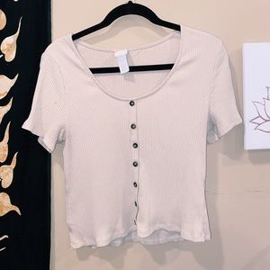 short sleeved cream top